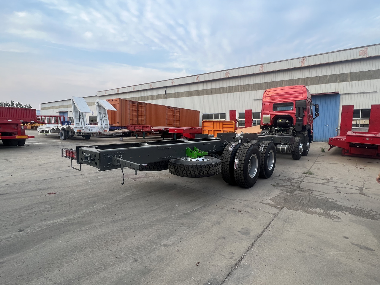 SINOTRUK HOWO - Cap tractor: Foto 5 SINOTRUK HOWO - Cap tractor: Foto 5