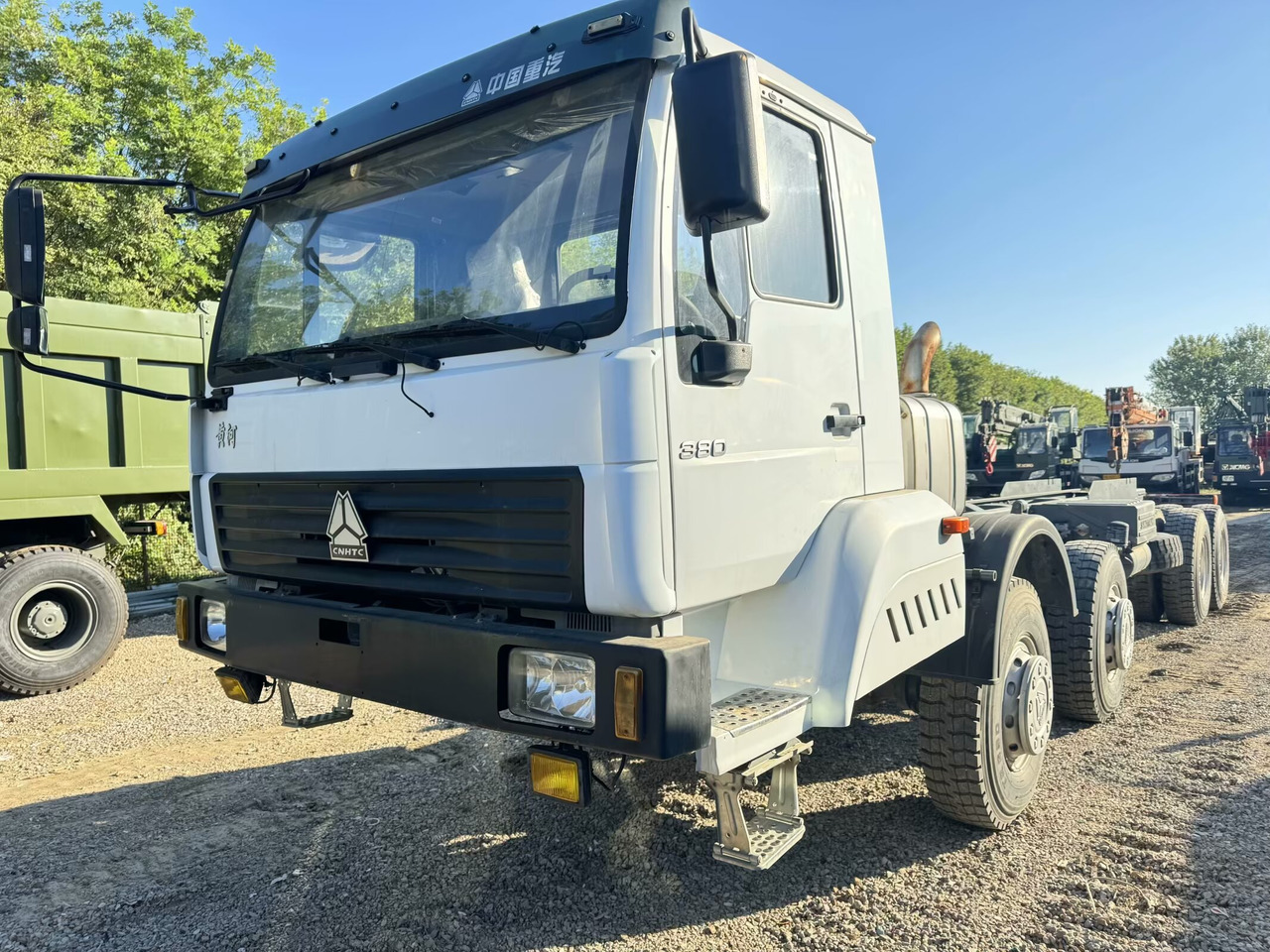 SINOTRUK HOWO - Cap tractor: Foto 1 SINOTRUK HOWO - Cap tractor: Foto 1