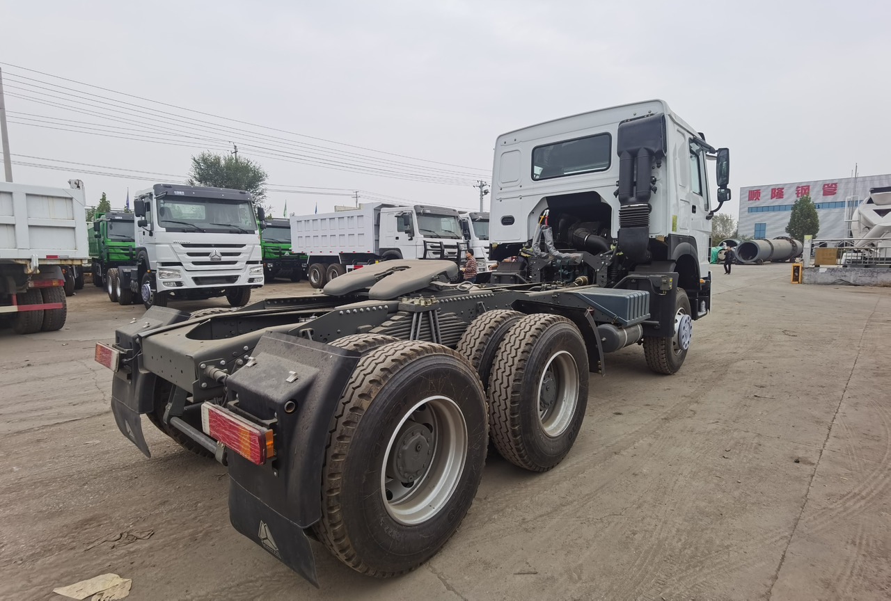 SINOTRUK HOWO - Cap tractor: Foto 2 SINOTRUK HOWO - Cap tractor: Foto 2