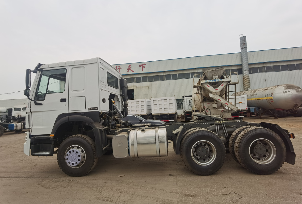 SINOTRUK HOWO - Cap tractor: Foto 4 SINOTRUK HOWO - Cap tractor: Foto 4