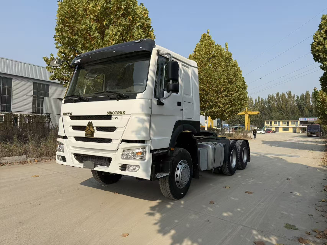 SINOTRUK Howo tractor head - Cap tractor: Foto 1 SINOTRUK Howo tractor head - Cap tractor: Foto 1