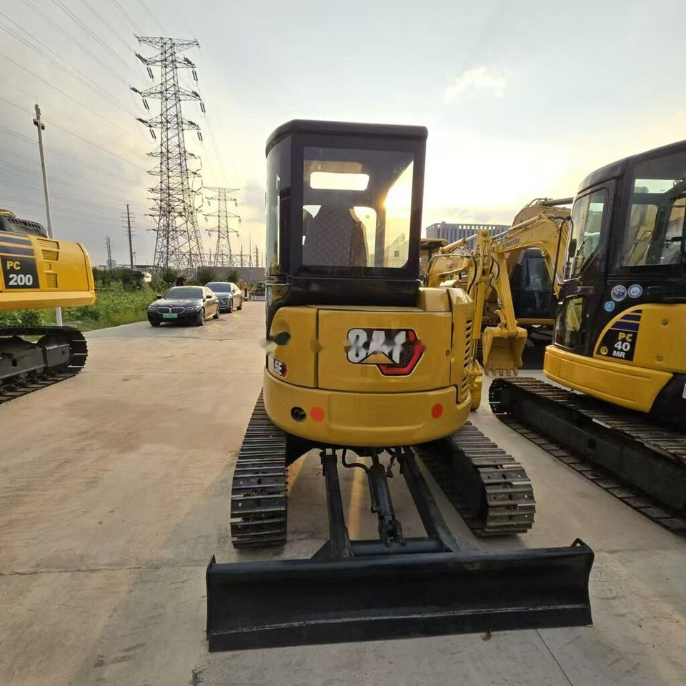 Caterpillar 303.5E - Mini excavator: Foto 1 Caterpillar 303.5E - Mini excavator: Foto 1