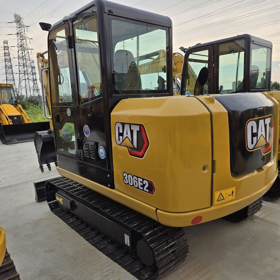 Caterpillar 306E2 - Mini excavator: Foto 1 Caterpillar 306E2 - Mini excavator: Foto 1