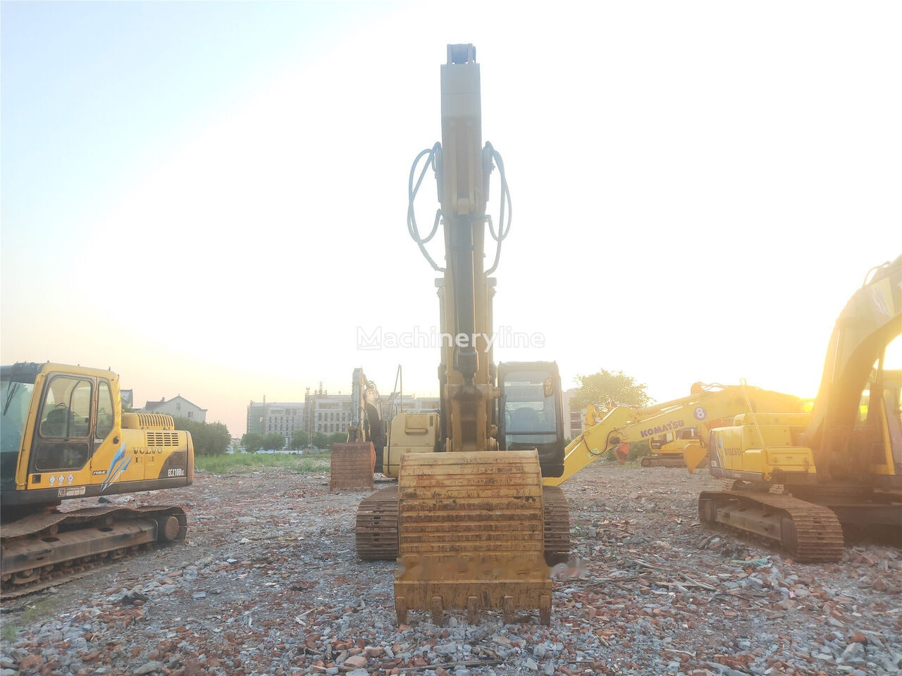 Caterpillar 325C - Excavator pe şenile: Foto 5 Caterpillar 325C - Excavator pe şenile: Foto 5