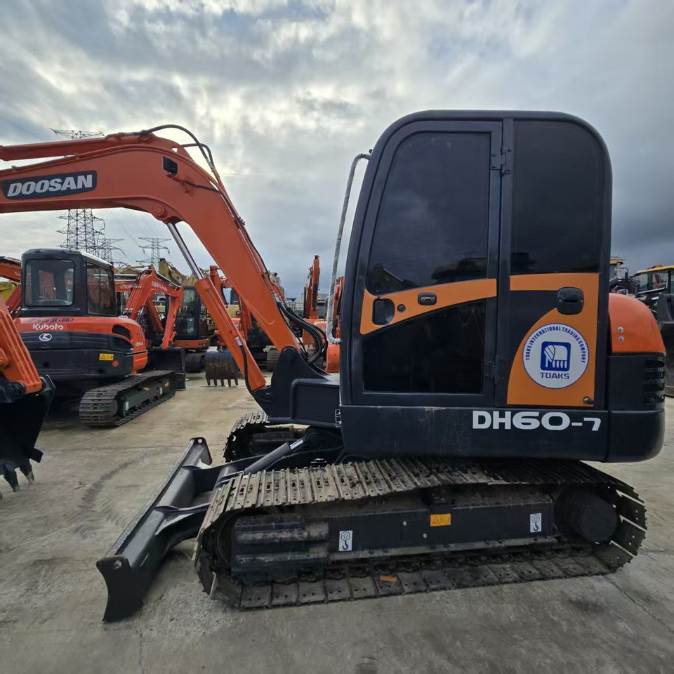 DOOSAN DH60-7 - Mini excavator: Foto 5 DOOSAN DH60-7 - Mini excavator: Foto 5
