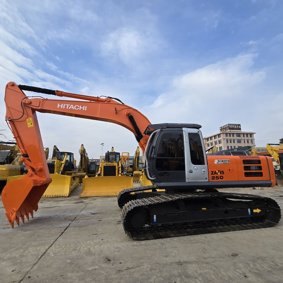 Hitachi ZX250 - Excavator pe şenile: Foto 5 Hitachi ZX250 - Excavator pe şenile: Foto 5