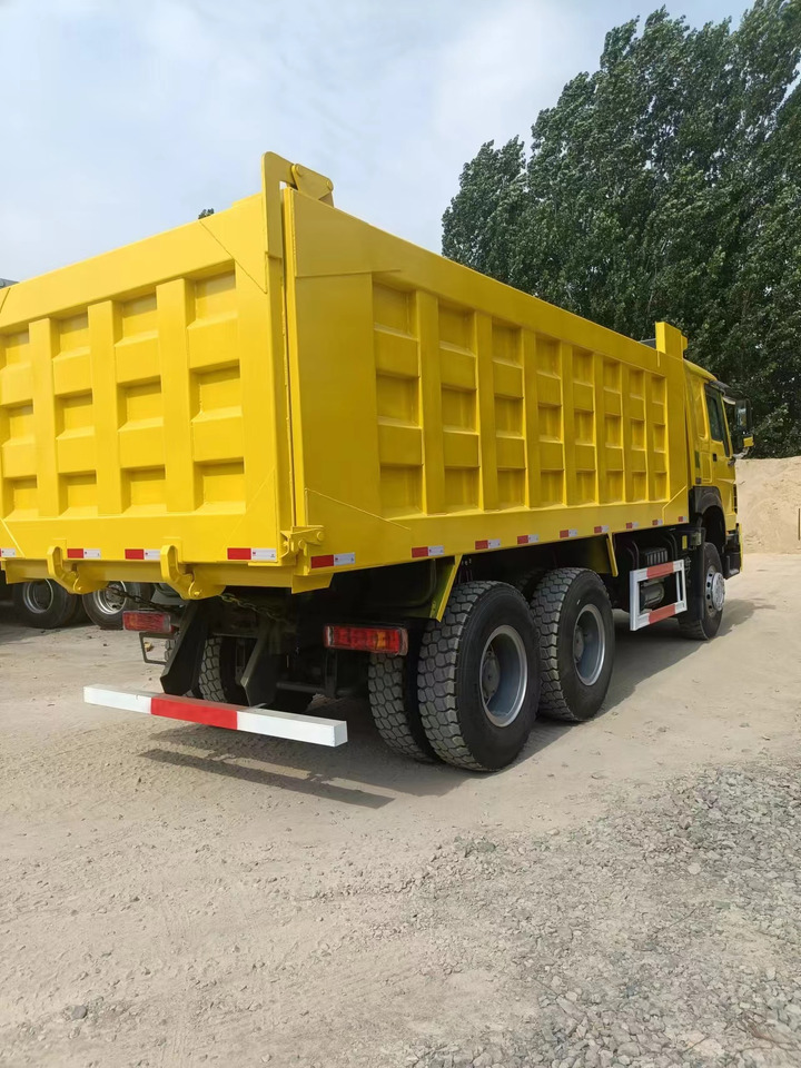 SINOTRUK HOWO - Camion basculantă: Foto 5 SINOTRUK HOWO - Camion basculantă: Foto 5