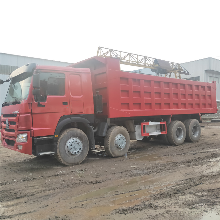 Camion basculantă SINOTRUK HOWO: Foto 9 Camion basculantă SINOTRUK HOWO: Foto 9