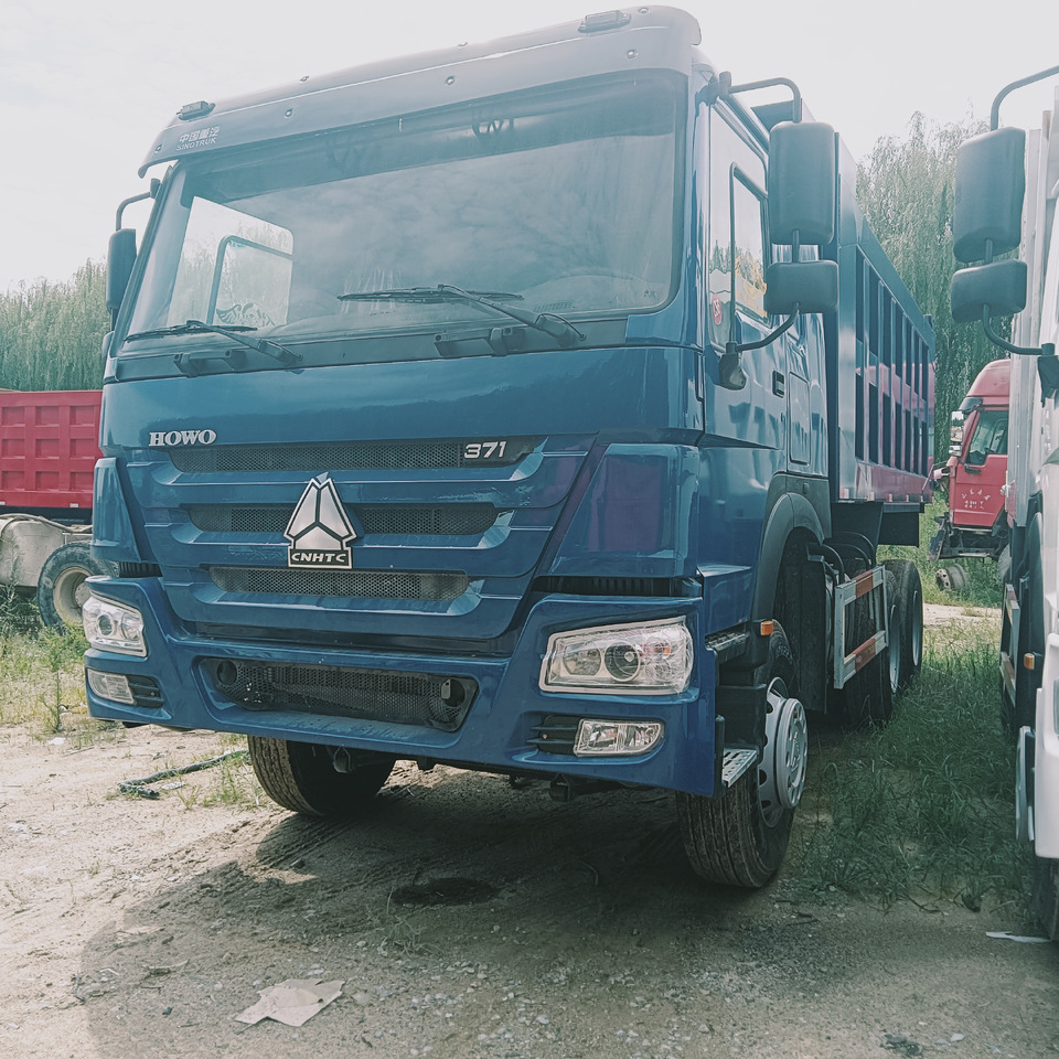 SINOTRUK HOWO - Camion basculantă: Foto 3 SINOTRUK HOWO - Camion basculantă: Foto 3