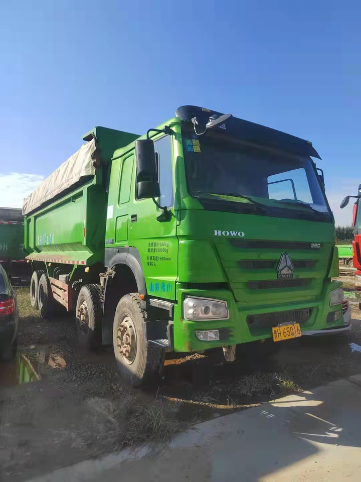 SINOTRUK HOWO - Camion furgon: Foto 2 SINOTRUK HOWO - Camion furgon: Foto 2