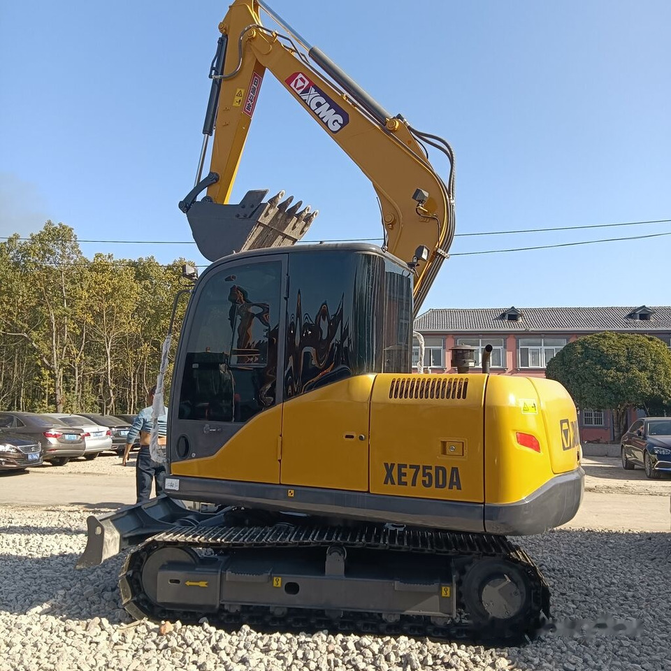XCMG XE75DA - Mini excavator: Foto 3 XCMG XE75DA - Mini excavator: Foto 3