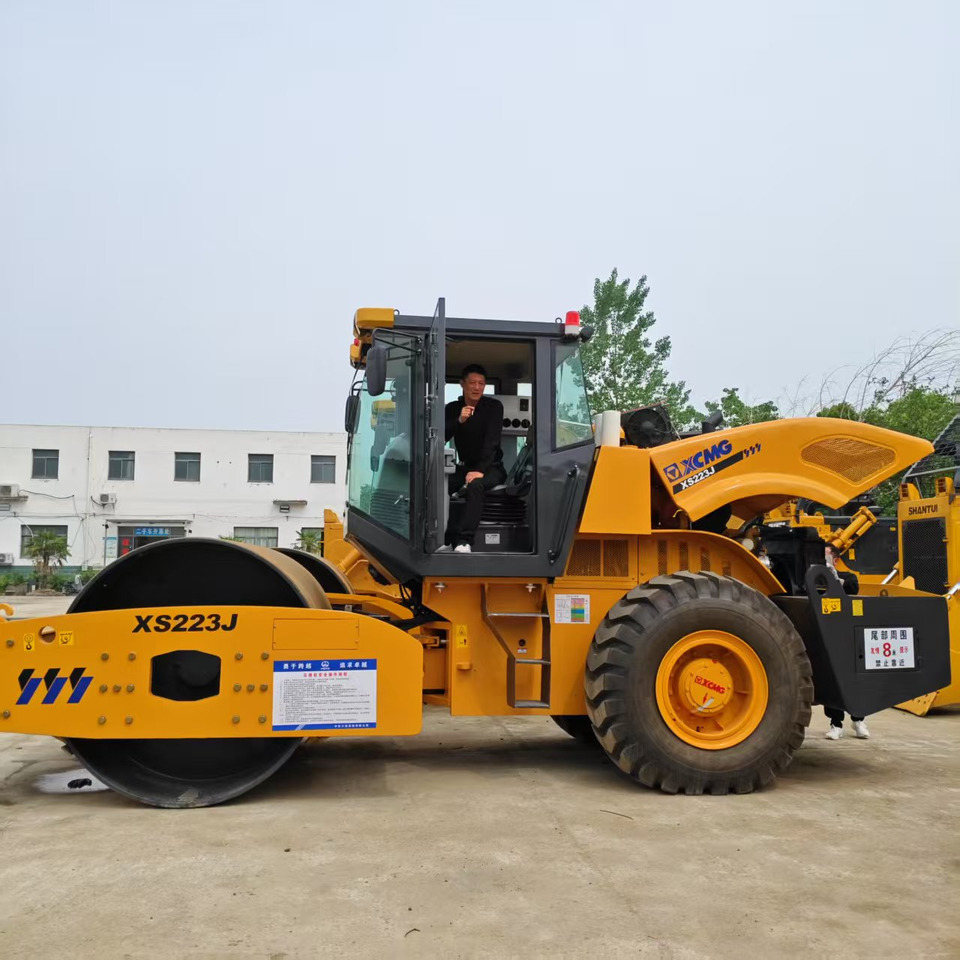 XCMG XS233J - Compactor: Foto 2 XCMG XS233J - Compactor: Foto 2
