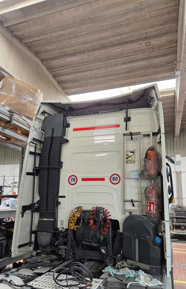 Cabina Volvo FH460 Alta Globetrotter - Cabină pentru Camion: Foto 1 Cabina Volvo FH460 Alta Globetrotter - Cabină pentru Camion: Foto 1