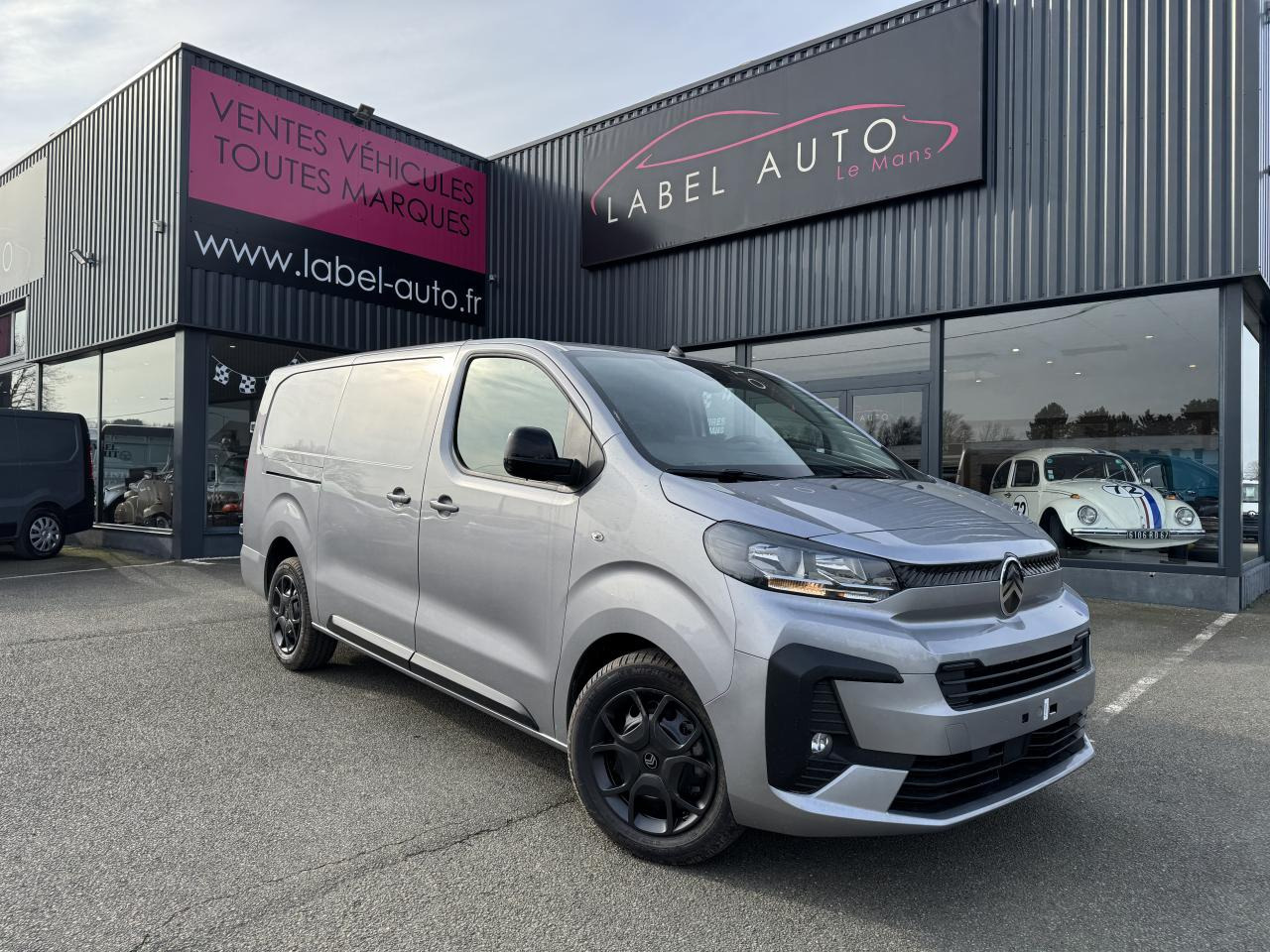 CITROEN jumpy 2 PLACES XL 2.0 BLUEHDI 180CH S&S PACK PREMIUM CONNECT EAT8 - Dubă: Foto 1 CITROEN jumpy 2 PLACES XL 2.0 BLUEHDI 180CH S&S PACK PREMIUM CONNECT EAT8 - Dubă: Foto 1