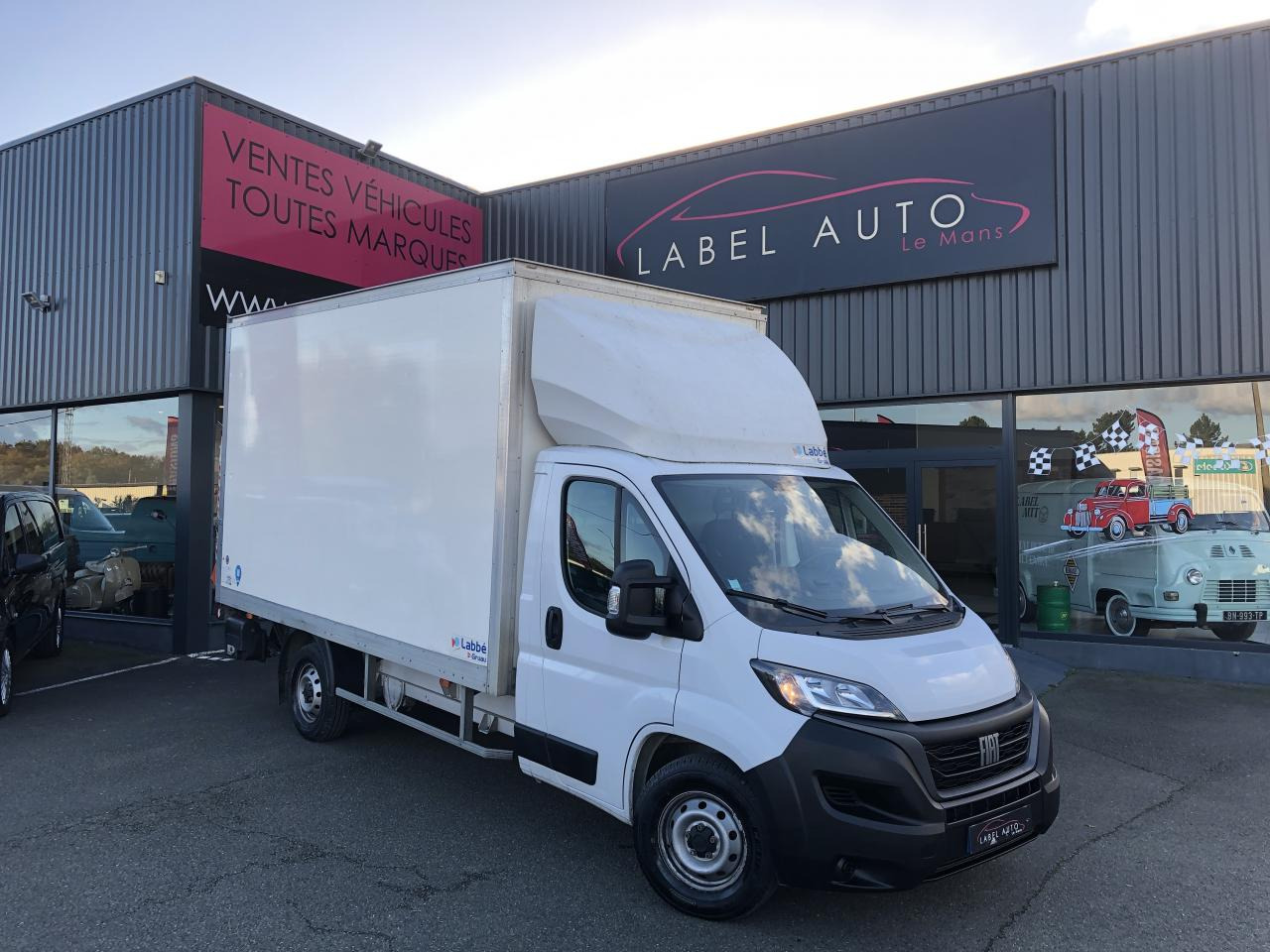 FIAT DUCATO 3T5 CAISSE + HAYON 2.3 MJT 140CH - Autoutilitară box: Foto 3 FIAT DUCATO 3T5 CAISSE + HAYON 2.3 MJT 140CH - Autoutilitară box: Foto 3