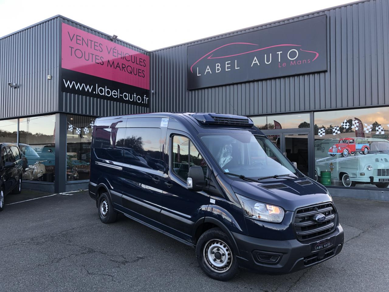FORD Transit 350 L3H2 2.0 EcoBlue 130ch Frigorifique Ambiente - Dubă: Foto 2 FORD Transit 350 L3H2 2.0 EcoBlue 130ch Frigorifique Ambiente - Dubă: Foto 2