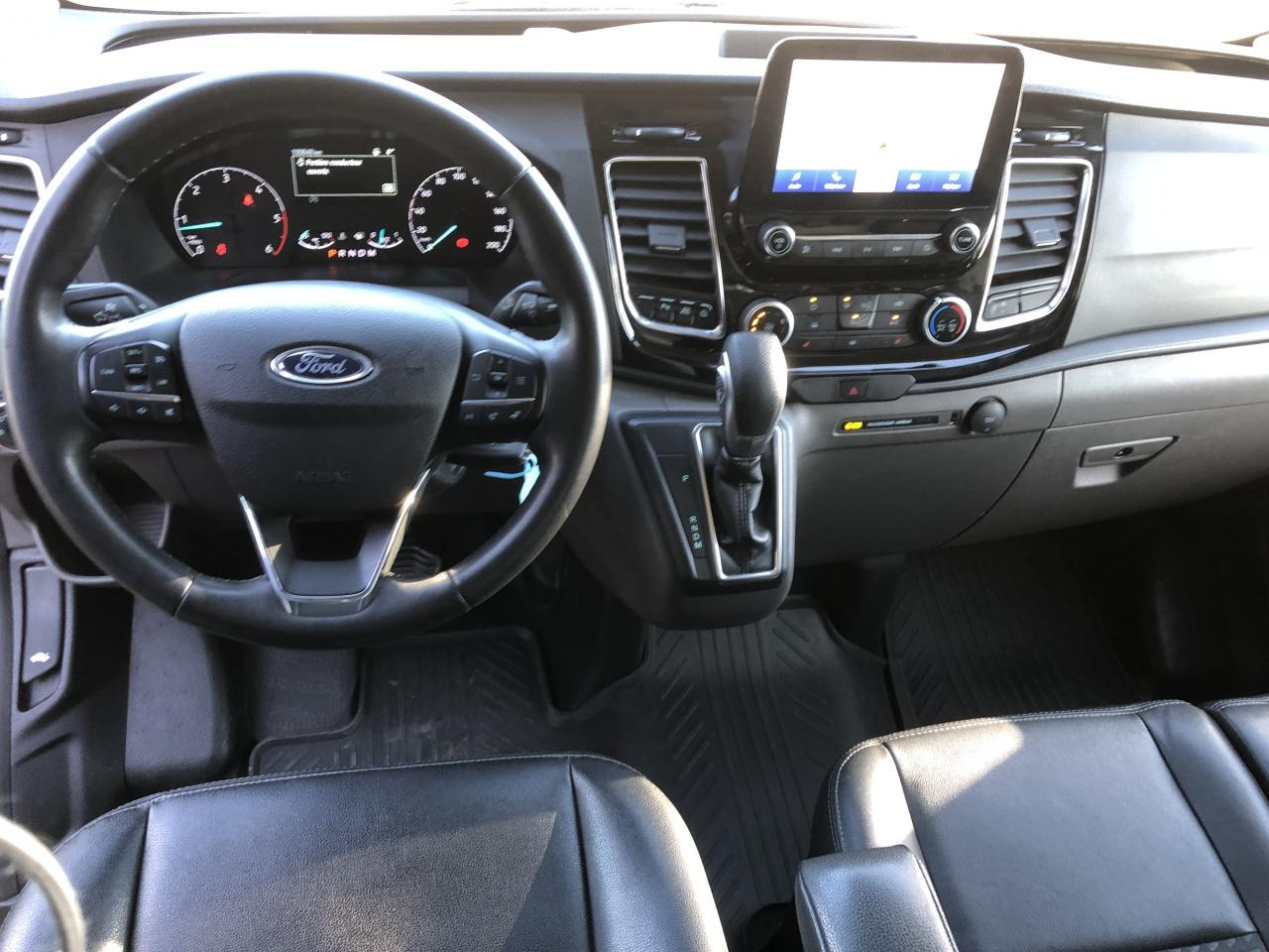 FORD Transit Custom 2.0 EcoBlue 185 ch BVA Fourgon 290 L1H1 Sport - Dubă: Foto 5 FORD Transit Custom 2.0 EcoBlue 185 ch BVA Fourgon 290 L1H1 Sport - Dubă: Foto 5