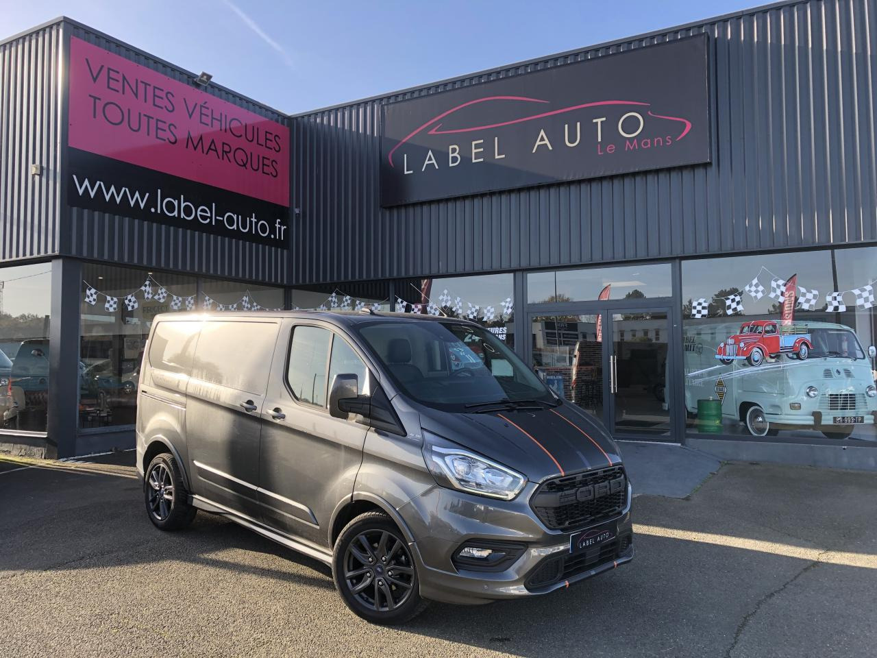 FORD Transit Custom 2.0 EcoBlue 185 ch BVA Fourgon 290 L1H1 Sport - Dubă: Foto 3 FORD Transit Custom 2.0 EcoBlue 185 ch BVA Fourgon 290 L1H1 Sport - Dubă: Foto 3