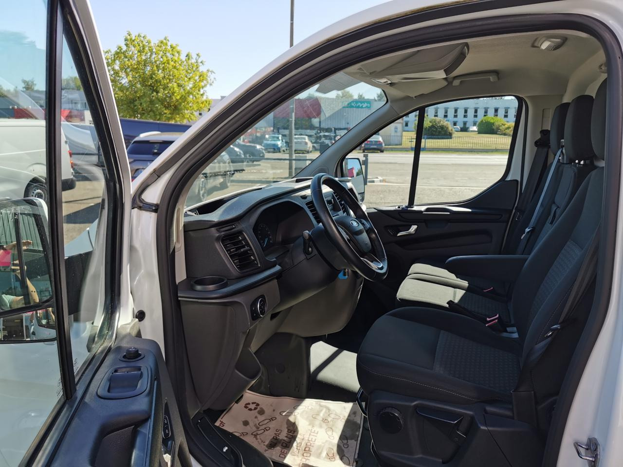 FORD Transit Custom 2.0 EcoBlue mHEV - 130 S&S TRANSIT CUSTOM FOURGON Fourgon 280 L1H1 Trend Business - Dubă: Foto 5 FORD Transit Custom 2.0 EcoBlue mHEV - 130 S&S TRANSIT CUSTOM FOURGON Fourgon 280 L1H1 Trend Business - Dubă: Foto 5