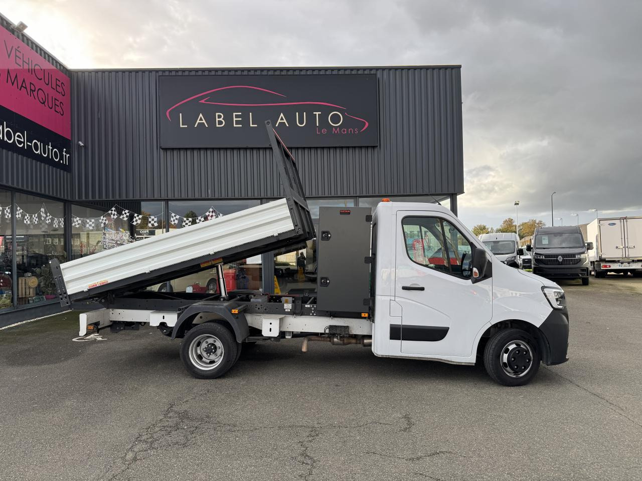 RENAULT MASTER 3T5 BENNE COFFRE RJ 2.3 DCI 130CH PROPULSION - Autoutilitară basculantă: Foto 1 RENAULT MASTER 3T5 BENNE COFFRE RJ 2.3 DCI 130CH PROPULSION - Autoutilitară basculantă: Foto 1