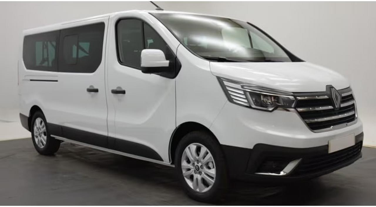 RENAULT Trafic L2 2.0 Energy dCi - 150 - S&S - 25 III COMBI Combi Grand Techno L2H1 PHASE 3 - Autoutilitară cabină dublă: Foto 1 RENAULT Trafic L2 2.0 Energy dCi - 150 - S&S - 25 III COMBI Combi Grand Techno L2H1 PHASE 3 - Autoutilitară cabină dublă: Foto 1