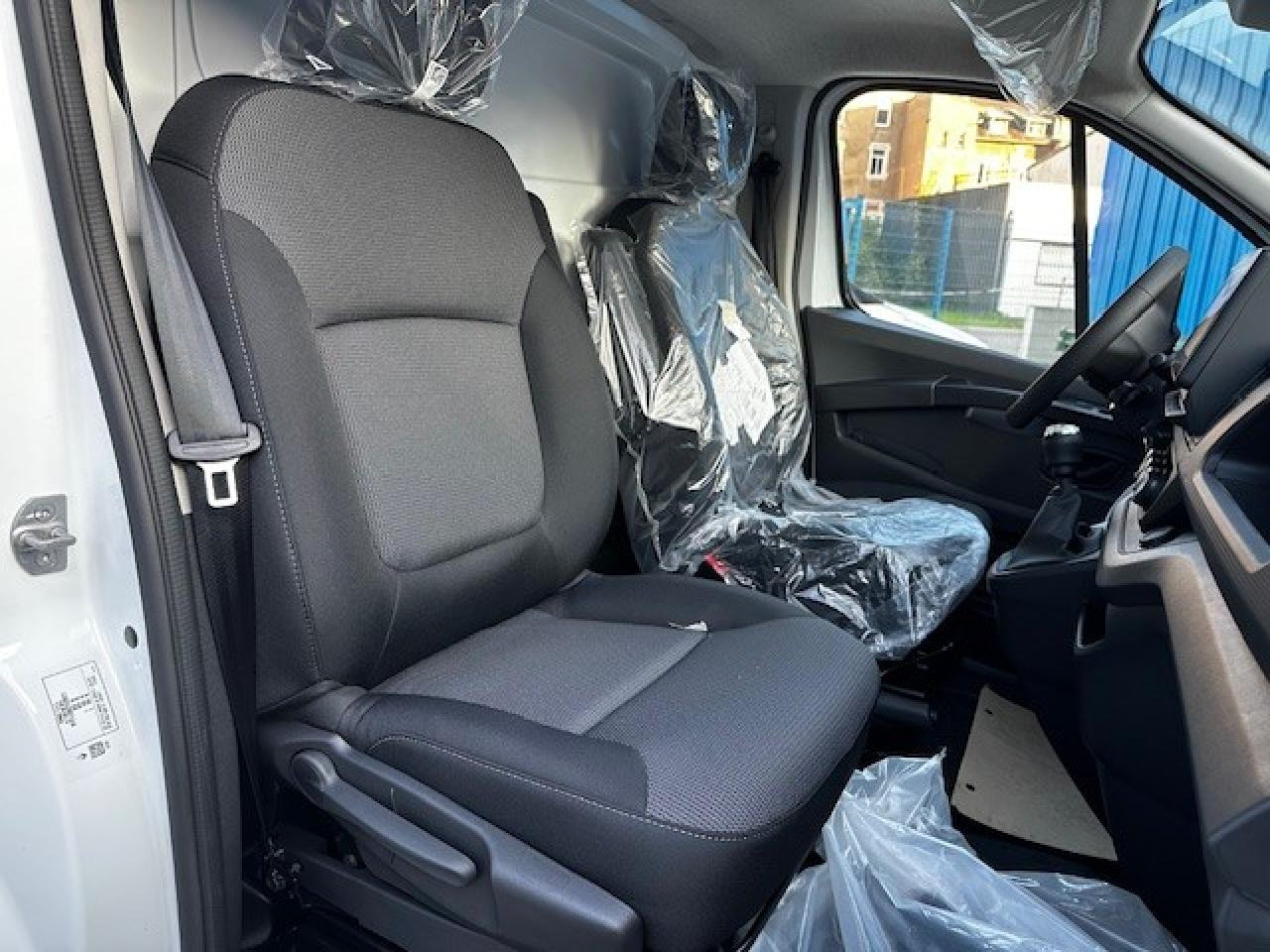 Dubă nou RENAULT Trafic L2H1 3000 Kg 2.0 Blue dCi - 130 2024 III FOURGON Fourgon Advance L2H1 PHASE 3: Foto 10 Dubă nou RENAULT Trafic L2H1 3000 Kg 2.0 Blue dCi - 130 2024 III FOURGON Fourgon Advance L2H1 PHASE 3: Foto 10