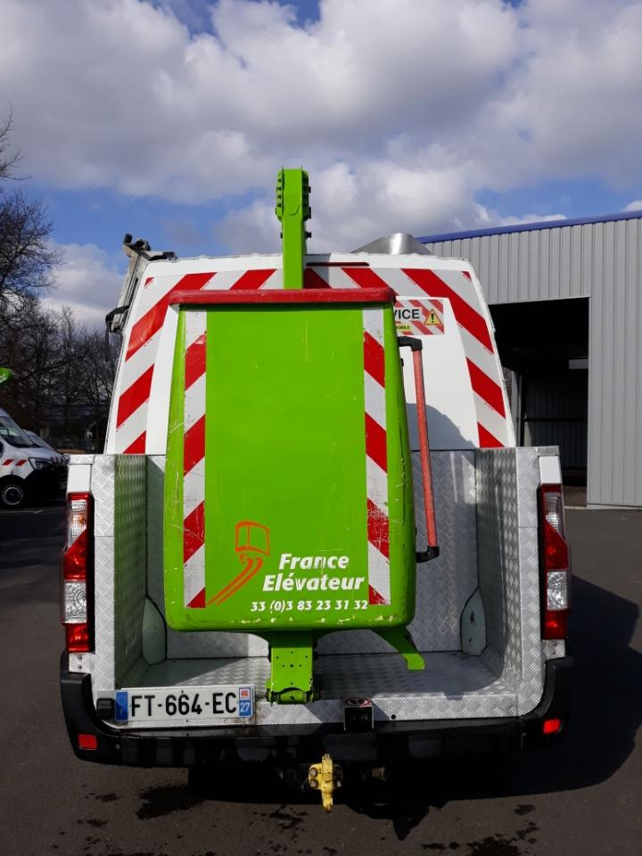 Camion cu nacela Renault Master 145.35 FG Tronqué L2H2 Nacelle Pack éco: Foto 7 Camion cu nacela Renault Master 145.35 FG Tronqué L2H2 Nacelle Pack éco: Foto 7