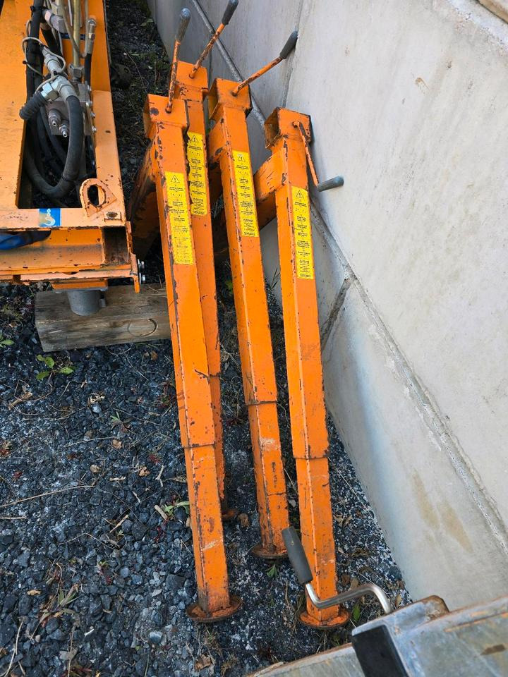 4x Stützen für Salzstreuer Container Wohnkabine Schmidt Epoke Gmeiner Salzsilo Streuautomat Winterdienst - Sararita: Foto 1 4x Stützen für Salzstreuer Container Wohnkabine Schmidt Epoke Gmeiner Salzsilo Streuautomat Winterdienst - Sararita: Foto 1