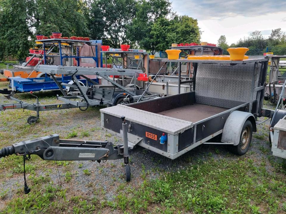LED Nissen VZ616 B3 Verkehrsleittafel Verkehrsleitanhänger Absperrtafel Verkehrssicherungsanhänger Verkehrssicherung Leittafel - Remorcă: Foto 2 LED Nissen VZ616 B3 Verkehrsleittafel Verkehrsleitanhänger Absperrtafel Verkehrssicherungsanhänger Verkehrssicherung Leittafel - Remorcă: Foto 2