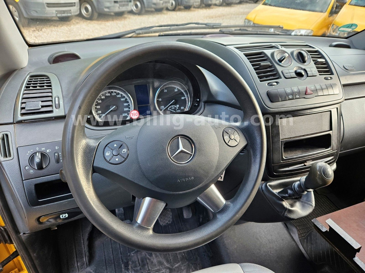 Autoutilitară compactă Mercedes-Benz Vito 110 CDI Lang Maxi EU5 2xSchiebetüre 1.Hand: Foto 13 Autoutilitară compactă Mercedes-Benz Vito 110 CDI Lang Maxi EU5 2xSchiebetüre 1.Hand: Foto 13