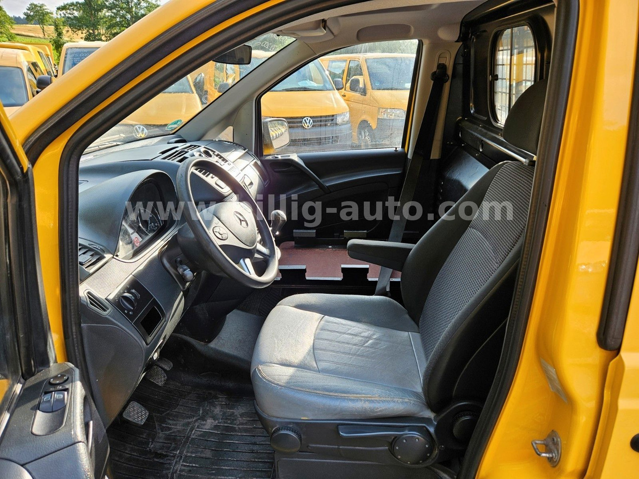 Autoutilitară compactă Mercedes-Benz Vito 110 CDI Lang Maxi EU5 2xSchiebetüre 1.Hand: Foto 18 Autoutilitară compactă Mercedes-Benz Vito 110 CDI Lang Maxi EU5 2xSchiebetüre 1.Hand: Foto 18