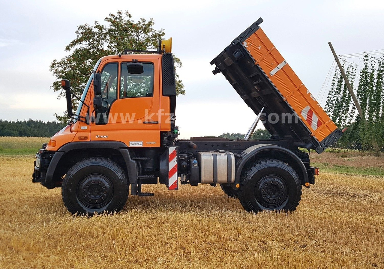 Unimog U400 405/12*HYDROSTAT*VARIOPILOT*Euro4*Kipper - Camion basculantă: Foto 3 Unimog U400 405/12*HYDROSTAT*VARIOPILOT*Euro4*Kipper - Camion basculantă: Foto 3