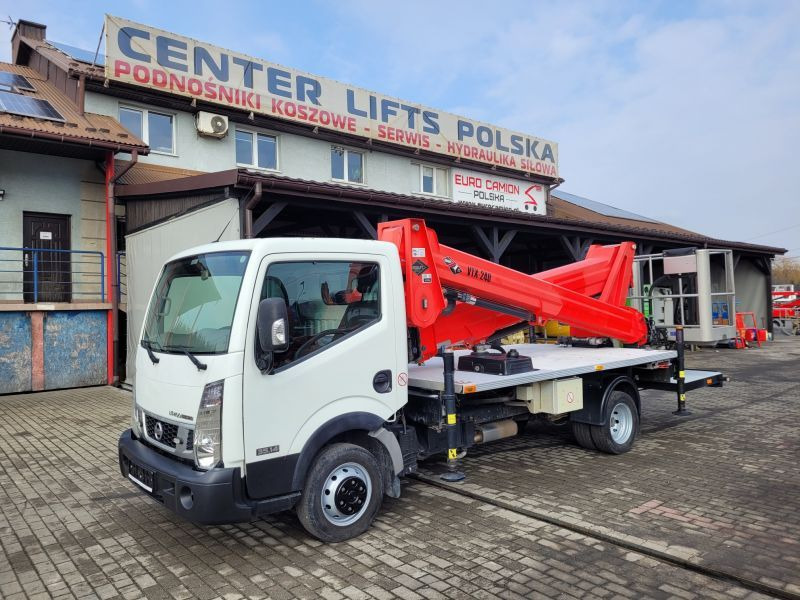 Nissan Cabstar NT400 podnośnik koszowy 24 m Versalift VTX-240 - Camion cu nacela: Foto 1 Nissan Cabstar NT400 podnośnik koszowy 24 m Versalift VTX-240 - Camion cu nacela: Foto 1
