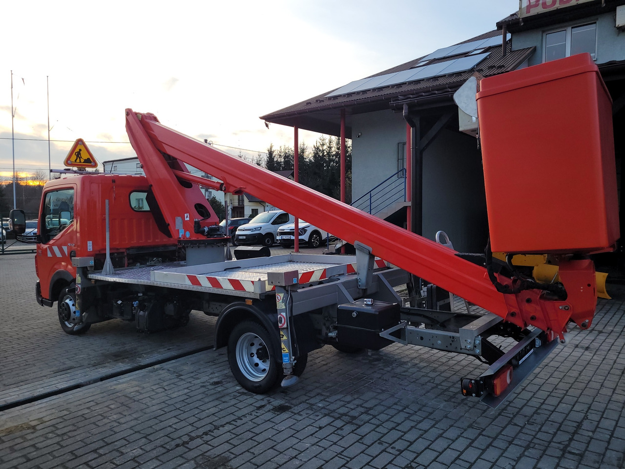 Renault Maxity podnośnik koszowy 20 m GSR B200T - Camion cu nacela: Foto 5 Renault Maxity podnośnik koszowy 20 m GSR B200T - Camion cu nacela: Foto 5