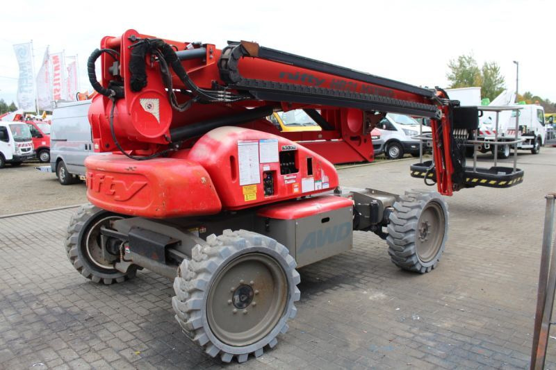Podnośnik koszowy przegubowo teleskopowy 21 m Niftylift HR21 HYBRID - Nacela articulata: Foto 3 Podnośnik koszowy przegubowo teleskopowy 21 m Niftylift HR21 HYBRID - Nacela articulata: Foto 3