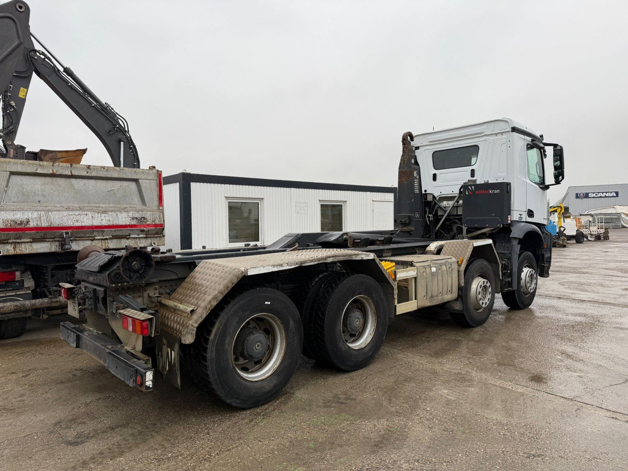 MERCEDES-BENZ Arocs 3245 - Camion cu cârlig: Foto 2 MERCEDES-BENZ Arocs 3245 - Camion cu cârlig: Foto 2