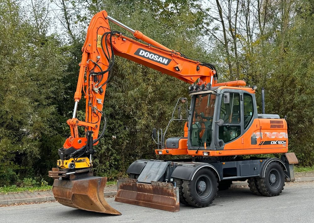 Doosan * DOOSAN DX160W *ROTOTILT* GPS 2D Leica * Sprowadzona * Stan Perfekcyjny * Koparka Kołowa * - Excavator pe roţi: Foto 1 Doosan * DOOSAN DX160W *ROTOTILT* GPS 2D Leica * Sprowadzona * Stan Perfekcyjny * Koparka Kołowa * - Excavator pe roţi: Foto 1