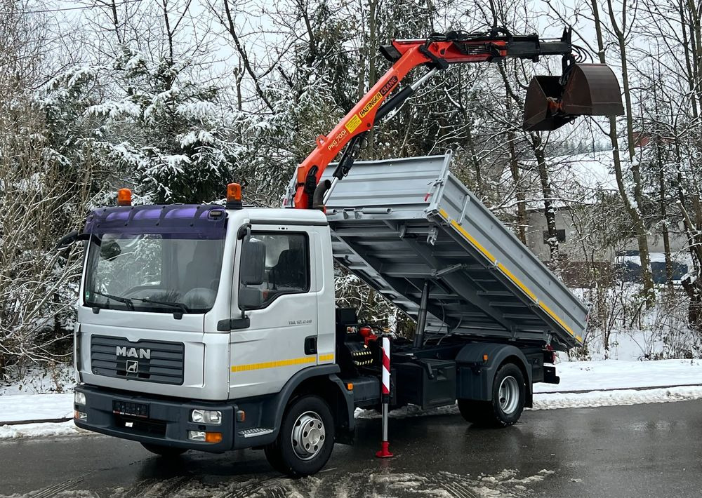 MAN MAN TGL 12-240 Kiper Wywrotka 4x2 Kran PALFINGER PK 12500 BARDZO DOBRY STAN - Camion basculantă: Foto 1 MAN MAN TGL 12-240 Kiper Wywrotka 4x2 Kran PALFINGER PK 12500 BARDZO DOBRY STAN - Camion basculantă: Foto 1