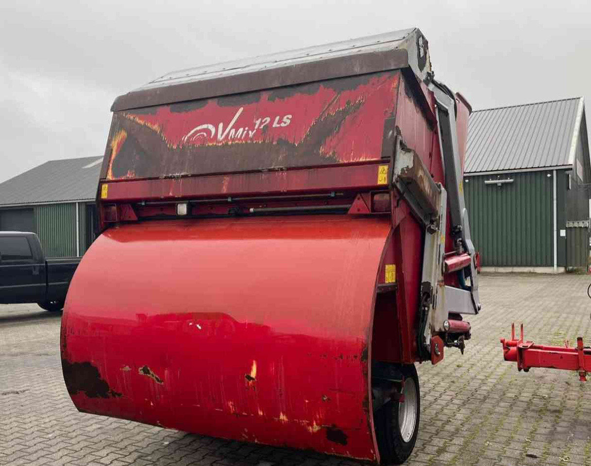 BVL V-Mix 12 LS Voermengwagen Voermachines - Remorcă distribuit furaje: Foto 5 BVL V-Mix 12 LS Voermengwagen Voermachines - Remorcă distribuit furaje: Foto 5