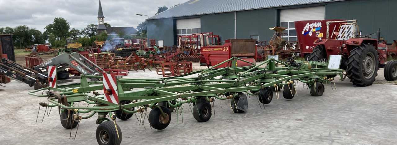 Krone KW 15.02/14 schudder weidebouwmachines - Maşină de întors fânul: Foto 1 Krone KW 15.02/14 schudder weidebouwmachines - Maşină de întors fânul: Foto 1