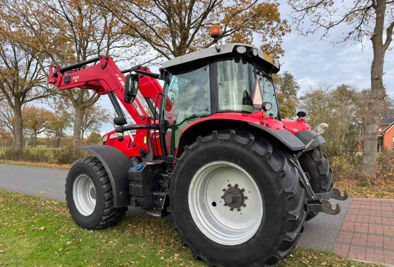 Massey Ferguson 7715S Dyna-6 Efficient Tractoren - Tractor agricol: Foto 4 Massey Ferguson 7715S Dyna-6 Efficient Tractoren - Tractor agricol: Foto 4