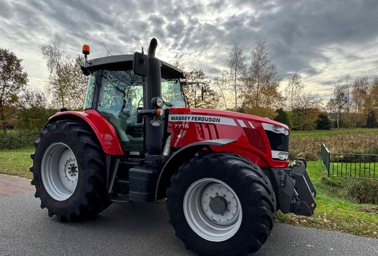 Massey Ferguson 7716 Dyna-6 Essential *Verkocht/sold* - Tractor agricol: Foto 2 Massey Ferguson 7716 Dyna-6 Essential *Verkocht/sold* - Tractor agricol: Foto 2