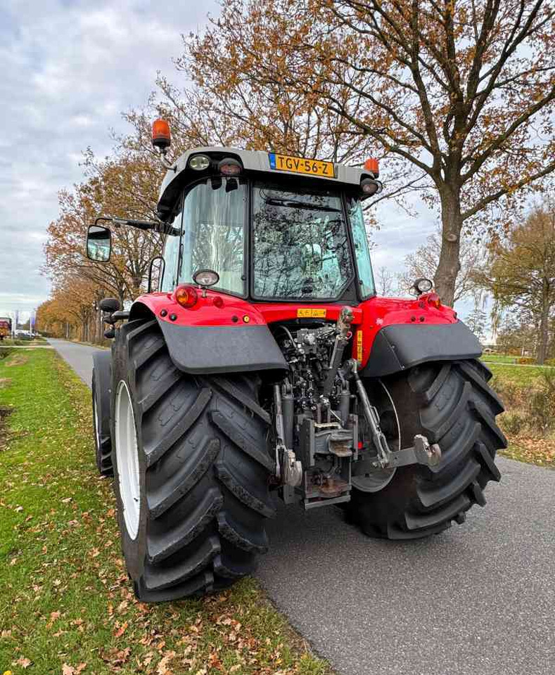 Massey Ferguson 7716 Dyna-6 Essential *Verkocht/sold* - Tractor agricol: Foto 4 Massey Ferguson 7716 Dyna-6 Essential *Verkocht/sold* - Tractor agricol: Foto 4