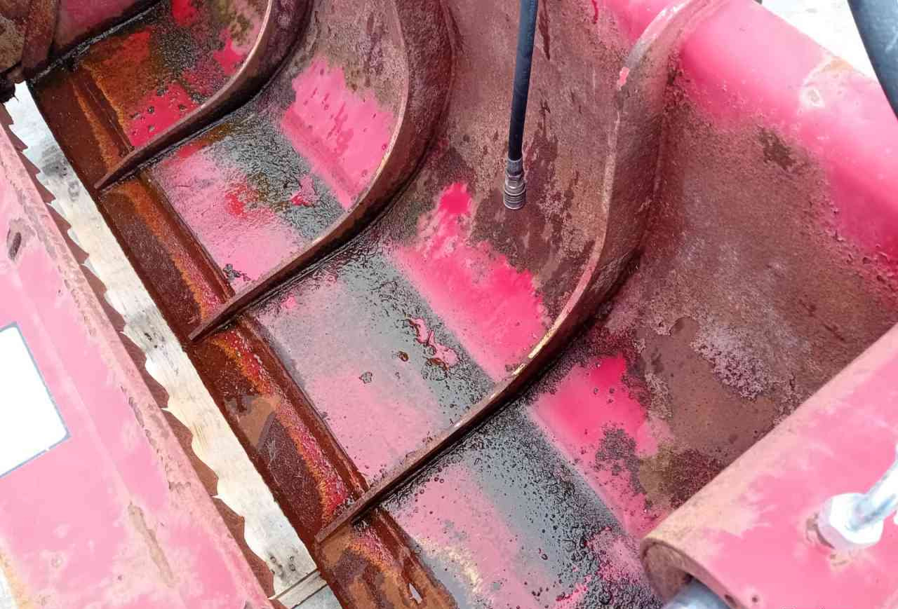 Redrock Allround 85-200 kuilhapper Volvo L30 aansl. voermachines - Echipamente pentru furaje: Foto 5 Redrock Allround 85-200 kuilhapper Volvo L30 aansl. voermachines - Echipamente pentru furaje: Foto 5