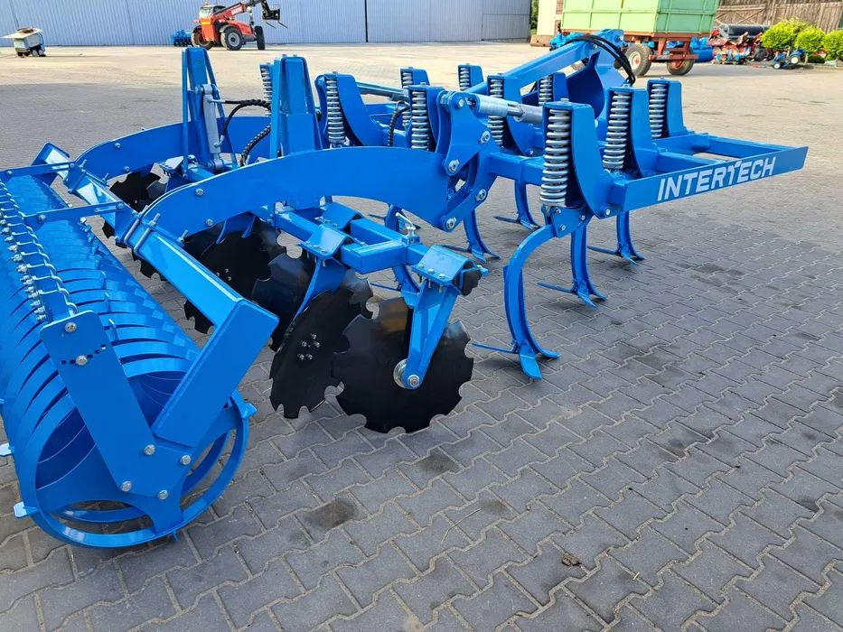 Agregat bezorkowy INTER-TECH 3.0m wał daszkowy 600 OD RĘKI - Cultivator: Foto 2 Agregat bezorkowy INTER-TECH 3.0m wał daszkowy 600 OD RĘKI - Cultivator: Foto 2