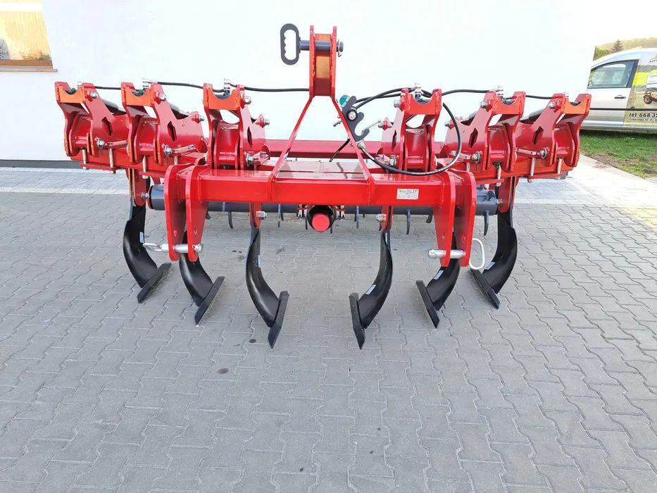 Głębosz AMJ Agro 6 łap non-stop hydrauliczne zabezpieczenie LEASING - Scarificator: Foto 3 Głębosz AMJ Agro 6 łap non-stop hydrauliczne zabezpieczenie LEASING - Scarificator: Foto 3