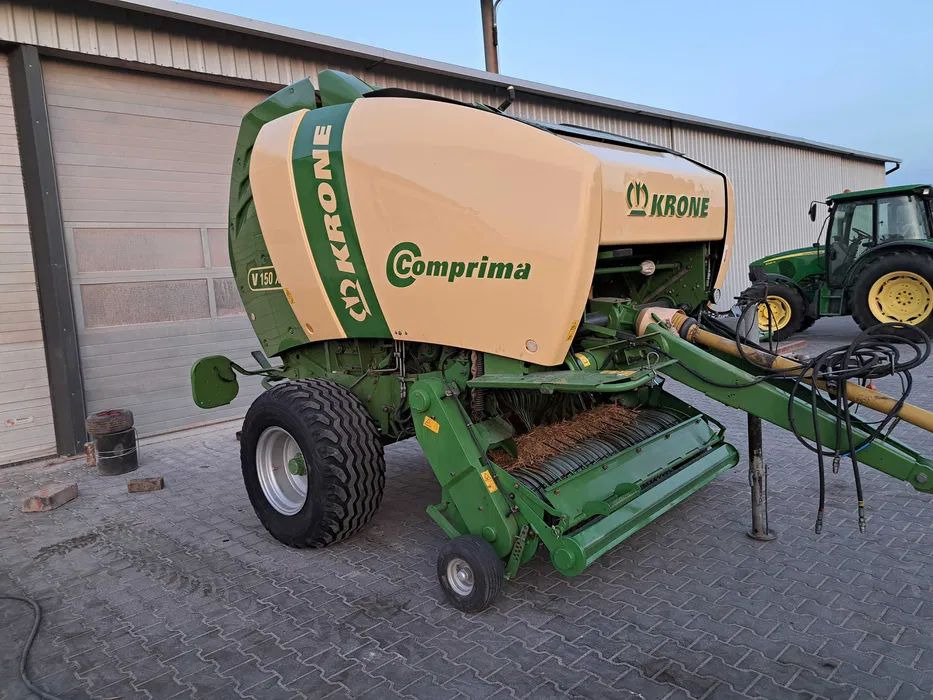 Prasa rolująca Krone Comprima 150XC - Presă baloţi rotunzi: Foto 3 Prasa rolująca Krone Comprima 150XC - Presă baloţi rotunzi: Foto 3
