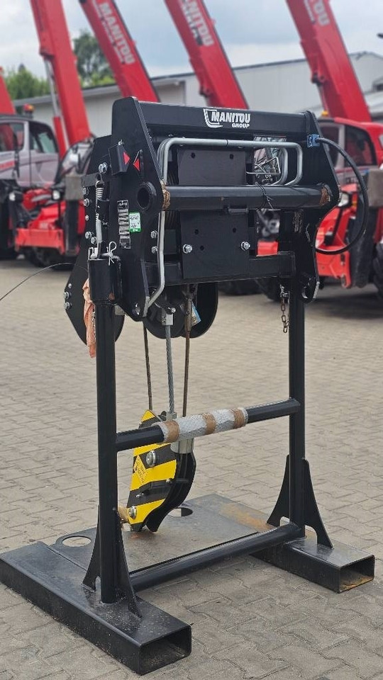 Manitou W6000 / 25M WINCH 6 TON MRT 2260 - Ataşament pentru Utilaje constructii: Foto 5 Manitou W6000 / 25M WINCH 6 TON MRT 2260 - Ataşament pentru Utilaje constructii: Foto 5