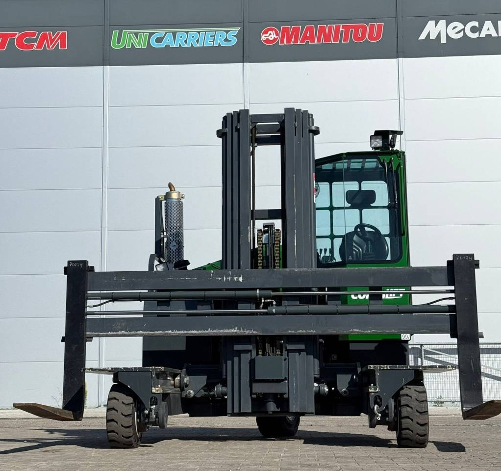 Combilift C 4000 LPG - Stivuitor cu catarg retractabil, cu schimbare rapidă de direcţie: Foto 3 Combilift C 4000 LPG - Stivuitor cu catarg retractabil, cu schimbare rapidă de direcţie: Foto 3
