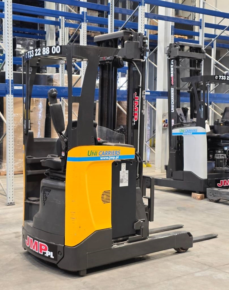 UniCarriers ULS 120 DTFVXC 570 - Stivuitor cu catarg retractabil: Foto 1 UniCarriers ULS 120 DTFVXC 570 - Stivuitor cu catarg retractabil: Foto 1